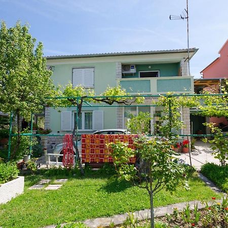 Apartments Ruzica Banjol Exteriör bild